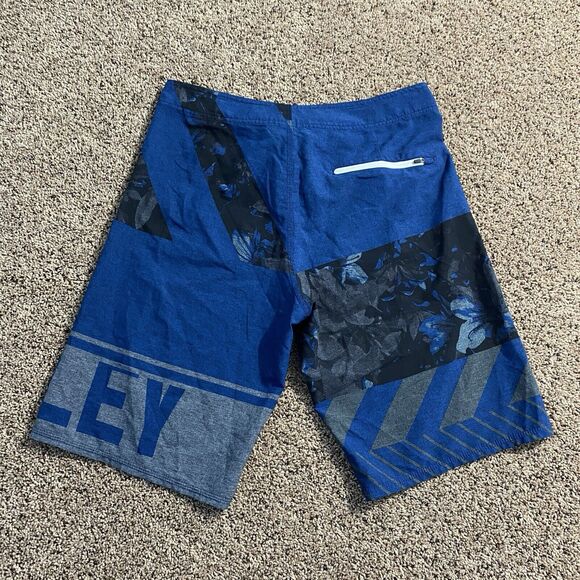 Oakley Boardshorts Mens 32 Blue Black Regular Fit Bathing Suit Swim Trunks Surf - Picture 2 of 6